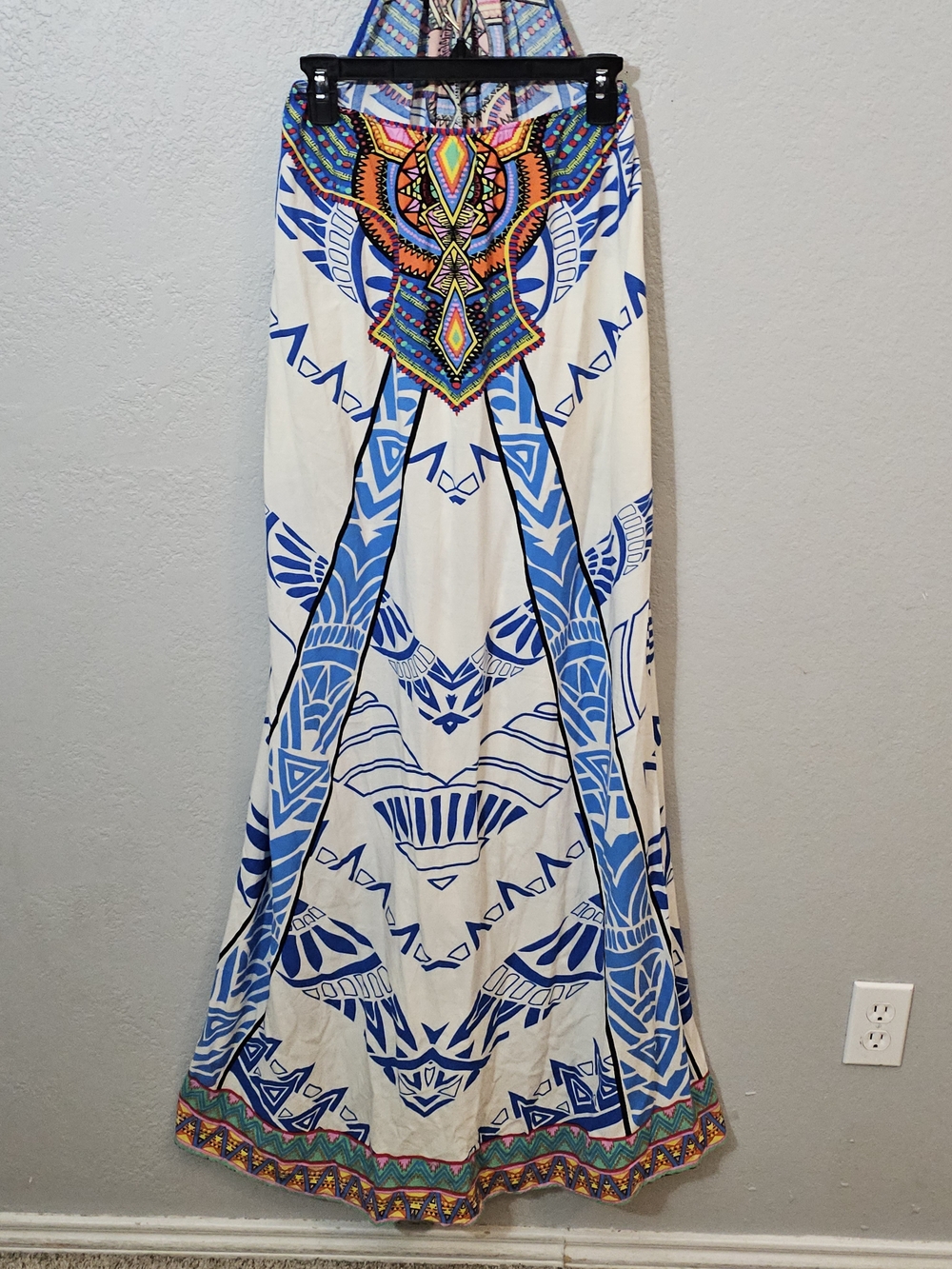 Flying Tomato White Maxi Dress with Multicolor Tribal Print Womens Large Halter - Picture 8 of 9